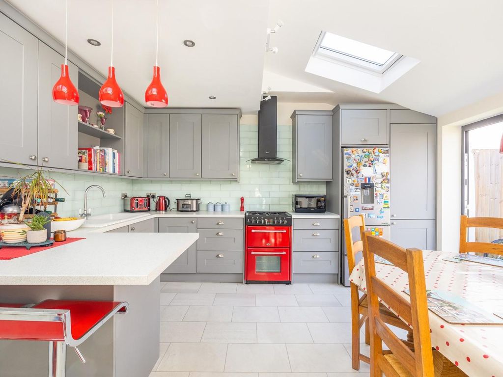 3 bed terraced house for sale in Street, Bedminster, Bristol BS3