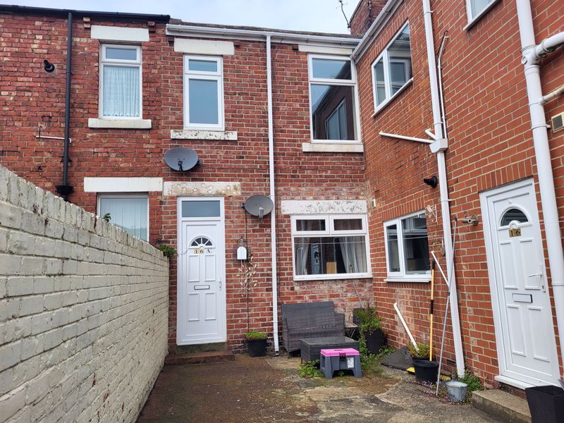2 bed flat to rent in Pioneer Terrace, Bedlington NE22, £475 pcm Zoopla