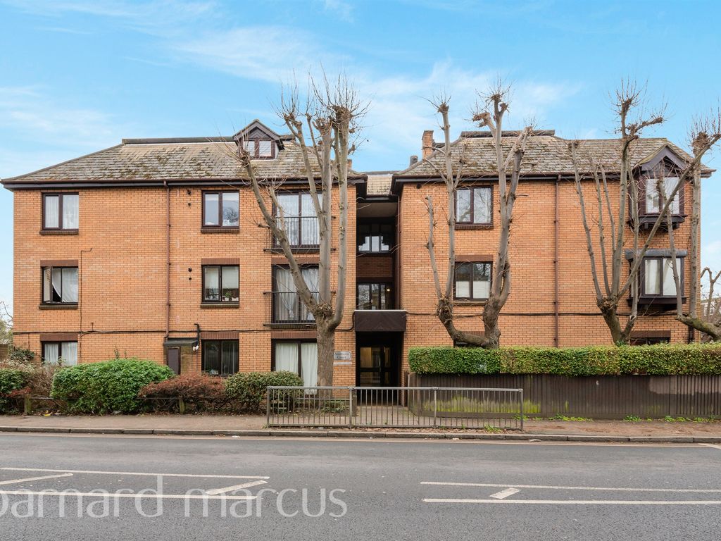 3 bed flat for sale in Coombe Lane West, Coombe, Kingston Upon Thames