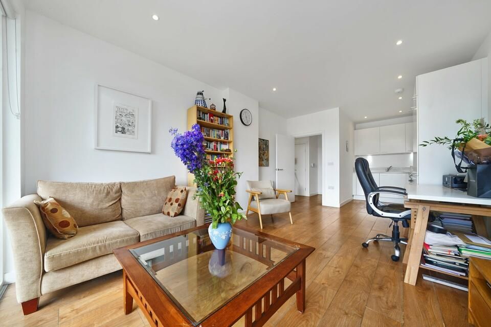 Navigation Road, London E3  