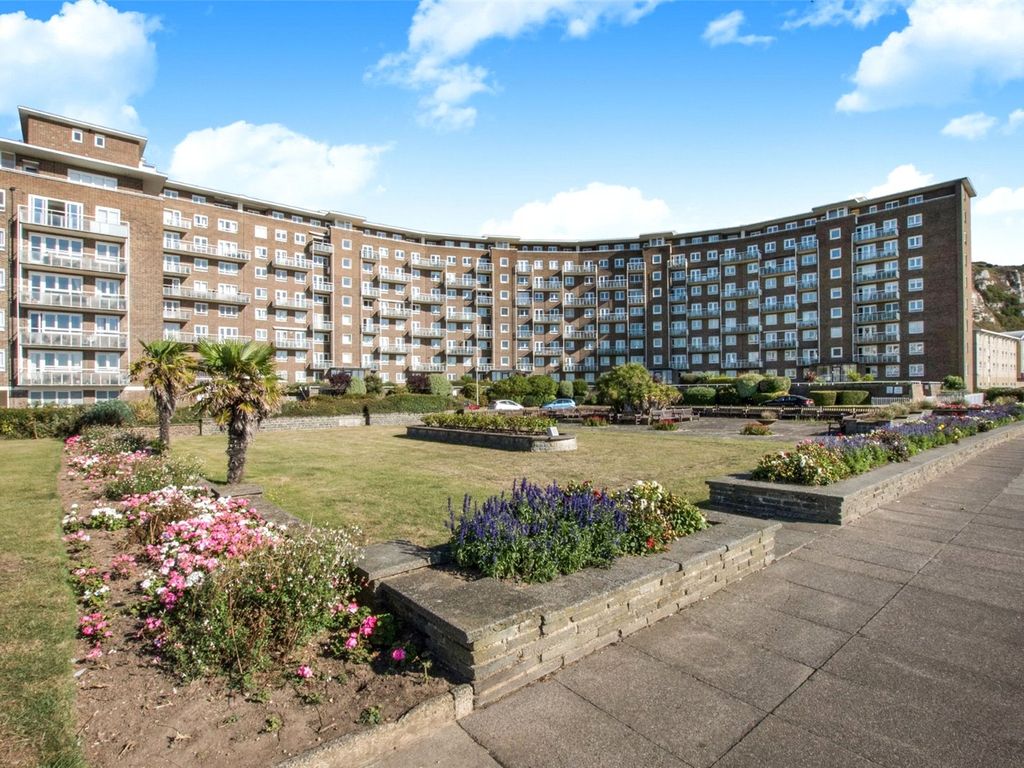 2 bed flat for sale in The Gateway, Dover, Kent CT16 Zoopla
