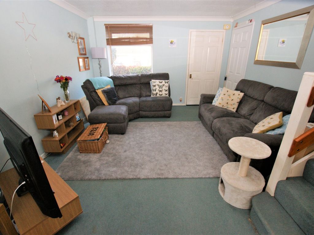 4 bed detached house for sale in Kiln Close, Corfe Mullen, Wimborne