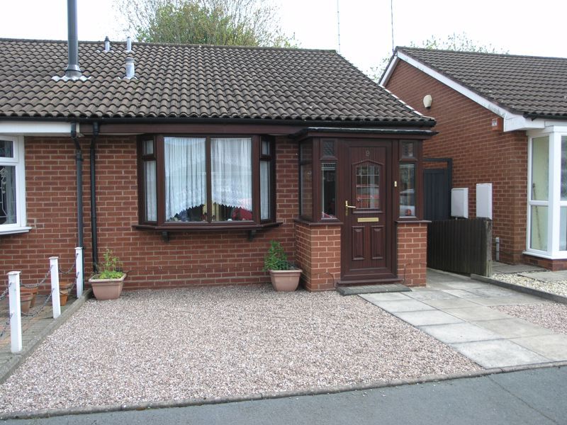 1 bed semidetached bungalow for sale in The Heathlands, Rowley Regis
