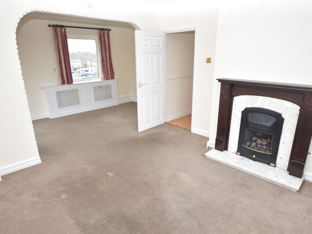 2 bed flat to rent in Orbital Crescent, Garston Watford WD25, £1,250