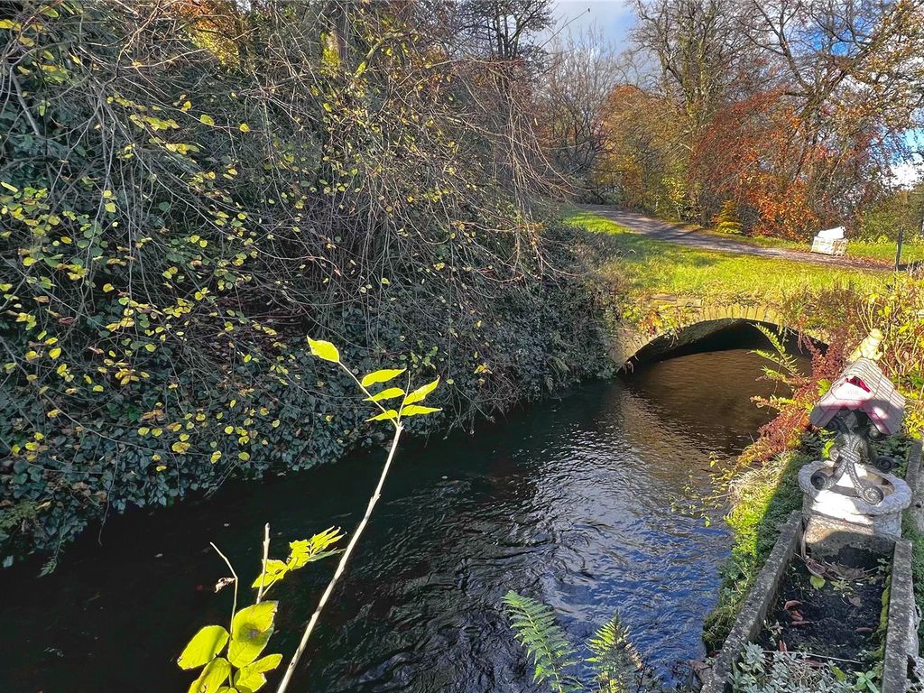2 bed terraced house for sale in Burnley Road, Rawtenstall, Rossendale