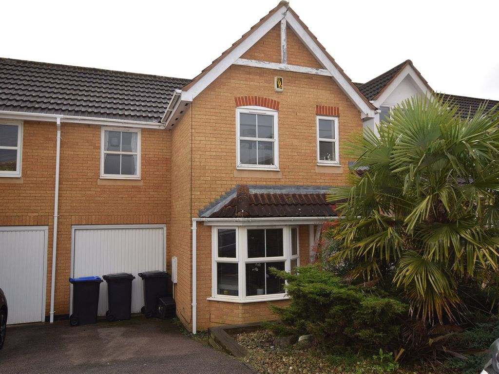 3 bed terraced house to rent in Tewkesbury Close, Northampton NN4 Zoopla