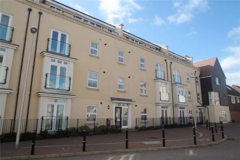 2 bed flat for sale in Taylor Close, Tonbridge TN9 Zoopla