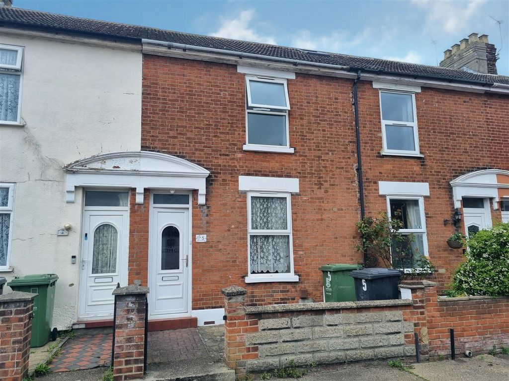 3 bed terraced house for sale in Hammond Road, Great Yarmouth NR30, £