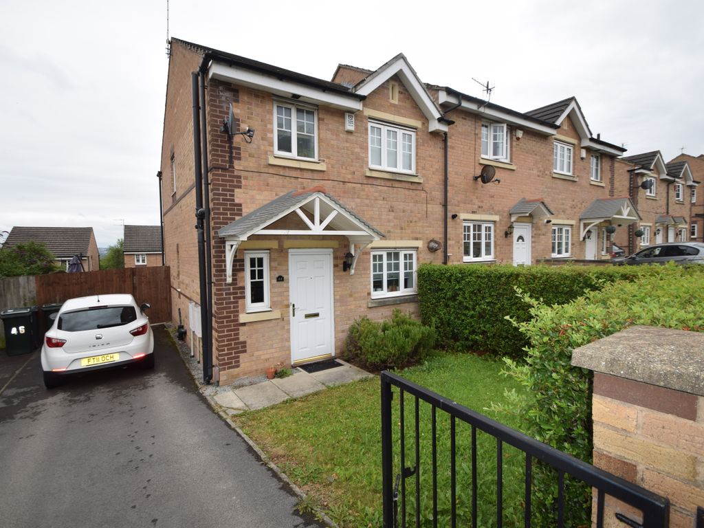 3 bed semidetached house for sale in Rowantree Drive, Idle, Bradford