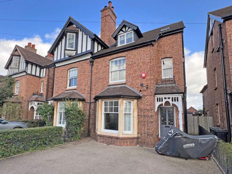 4 bed semidetached house for sale in Westgate Villas, Salop Street