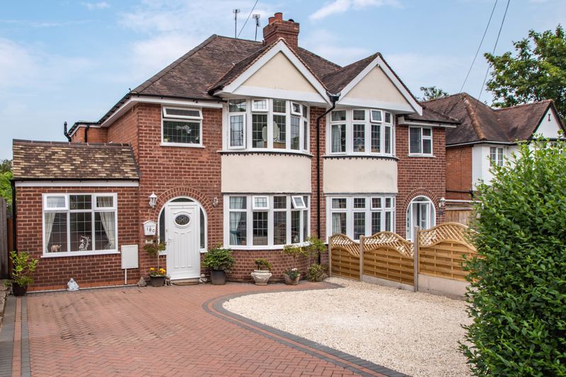 4 bed semidetached house for sale in Bromsgrove Road, Batchley