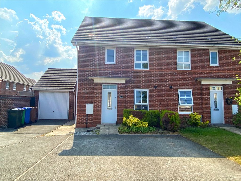 3 bed semidetached house for sale in Omrod Road, Heywood, Greater Manchester OL10 Zoopla