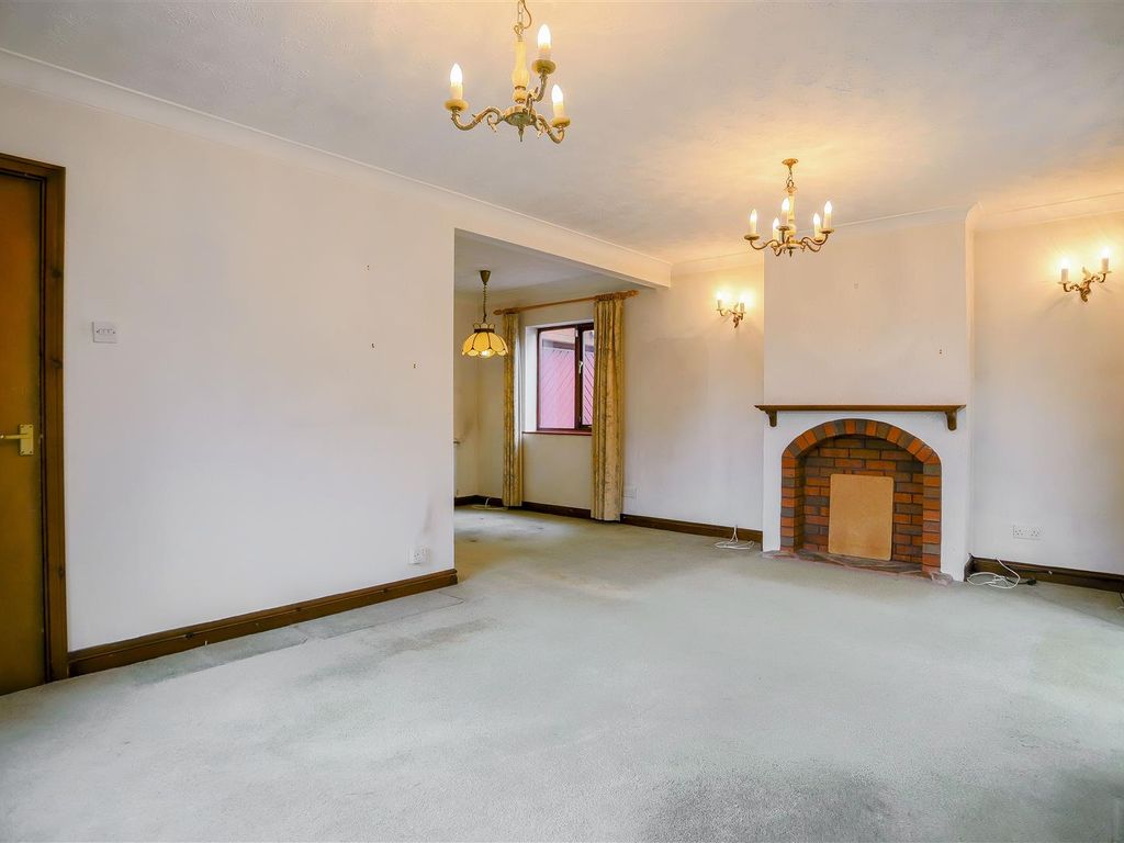 3 bed property for sale in Walmersley Road, Bury BL9 Zoopla