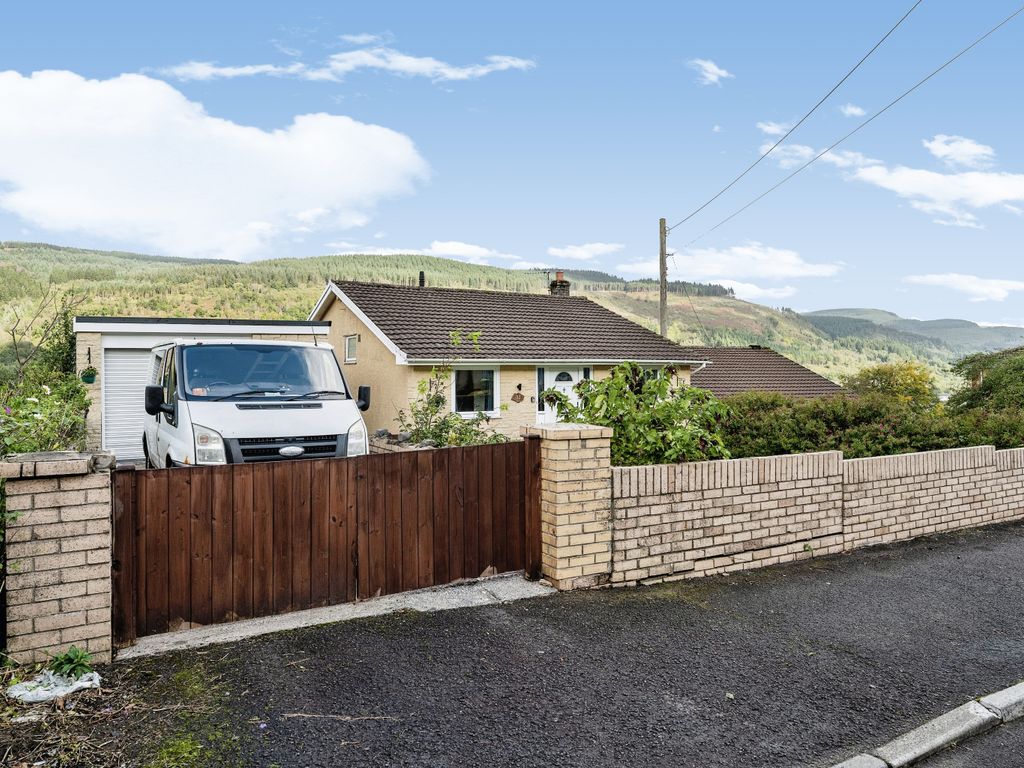 4 bed detached house for sale in Wellfield, Melincourt, Neath, Neath