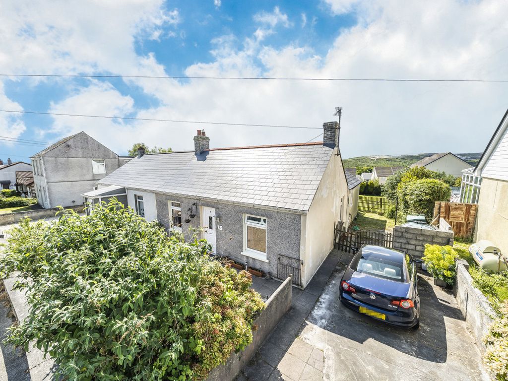 3 bed bungalow for sale in Trethosa Road, St. Stephen, St. Austell