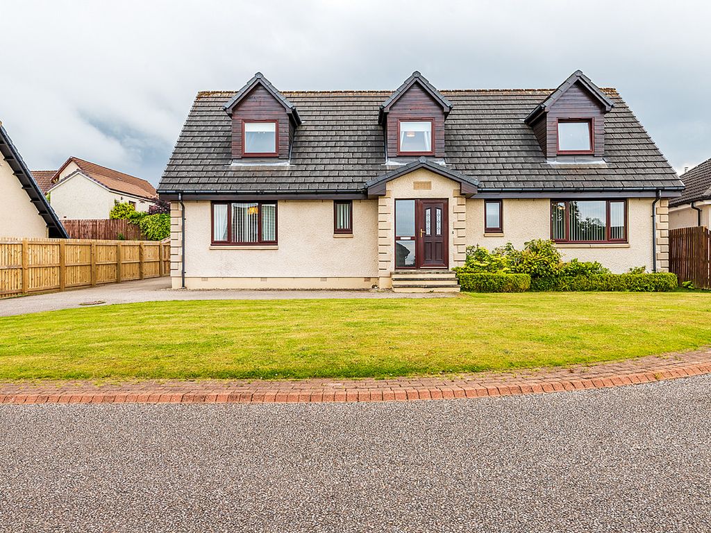 5 bed detached house for sale in Woodside Farm Drive, Inverness IV2, £