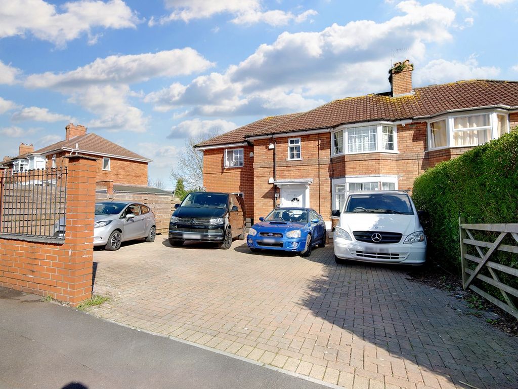 2 bed semidetached house for sale in Charlton Road, Brentry, Bristol