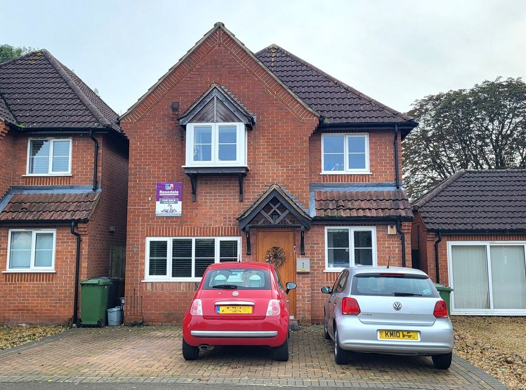 4 bed detached house for sale in Soke Road, Newborough, Peterborough