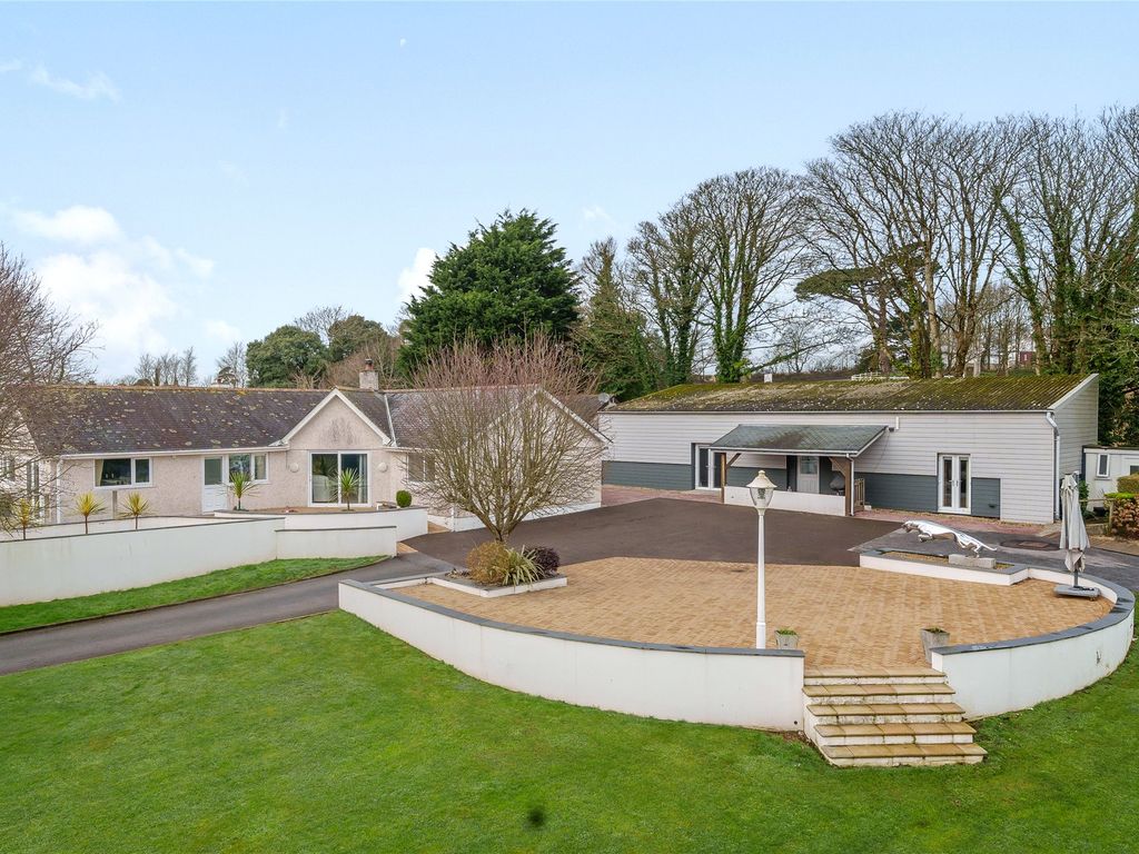 8 bed bungalow for sale in Truro, Truro, Cornwall TR1, £1,000,000 Zoopla