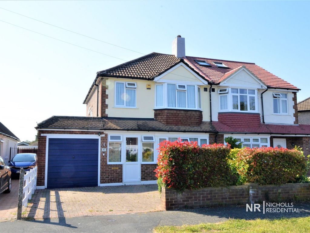 3 bed semidetached house for sale in Amis Avenue, West Ewell, Surrey
