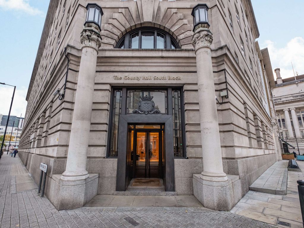 1 bed flat for sale in County Hall Apartments, York Road, London SE1, £