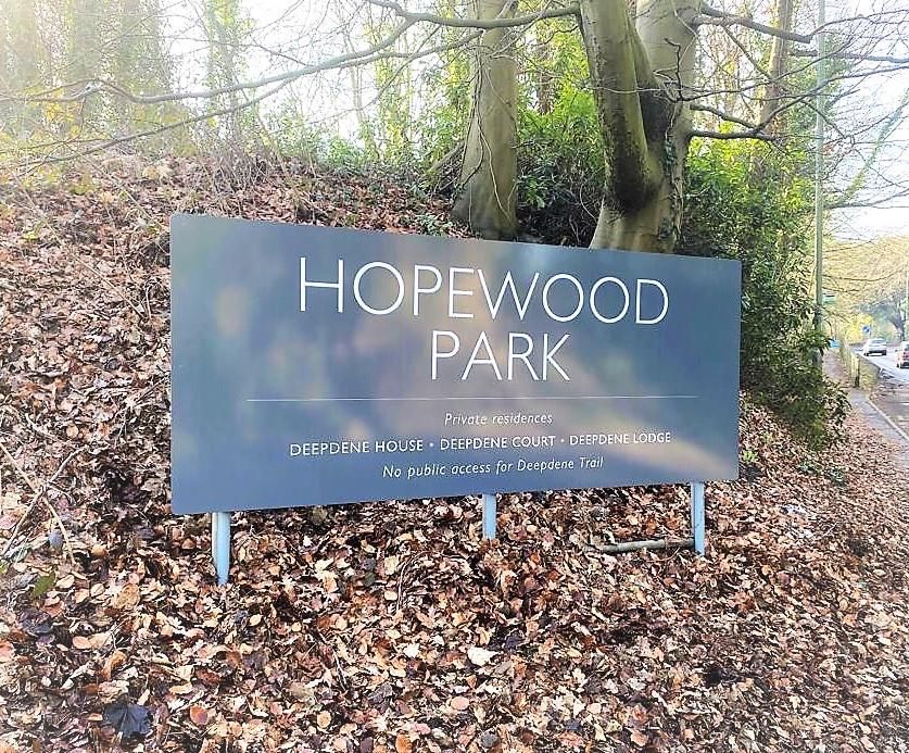 1 bed flat to rent in Deepdene Avenue, Dorking RH5, £1,250 pcm Zoopla