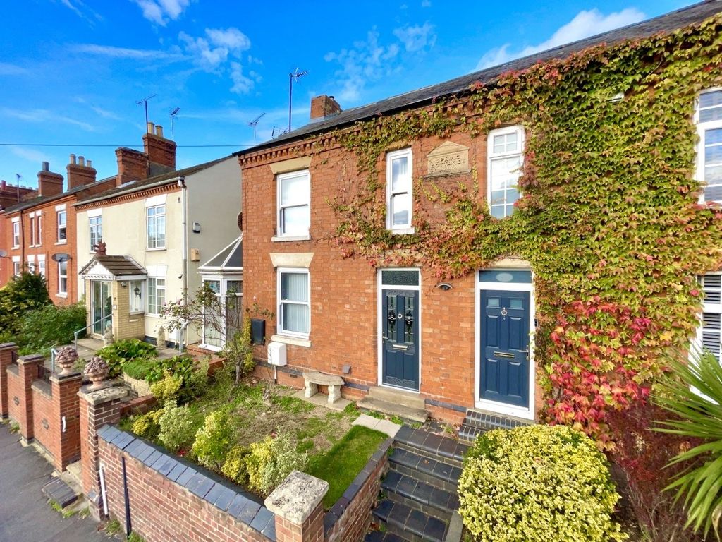 3 bed semidetached house for sale in High Street South, Rushden NN10