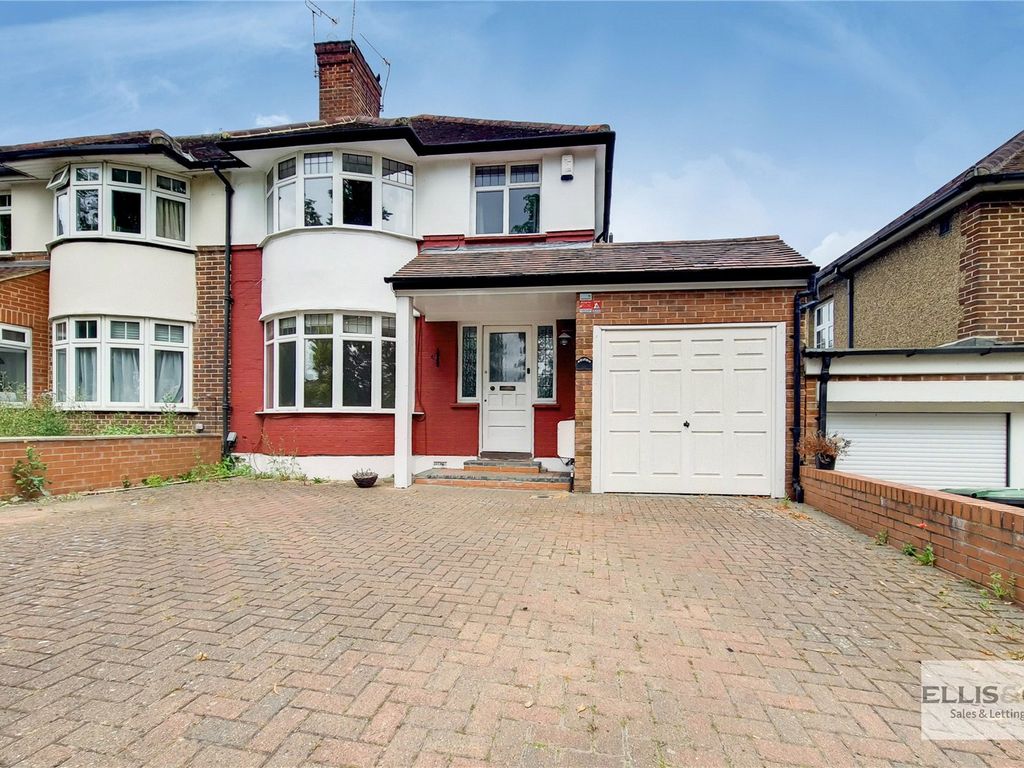 3 bed semidetached house to rent in Enfield Road, Enfield, Middlesex