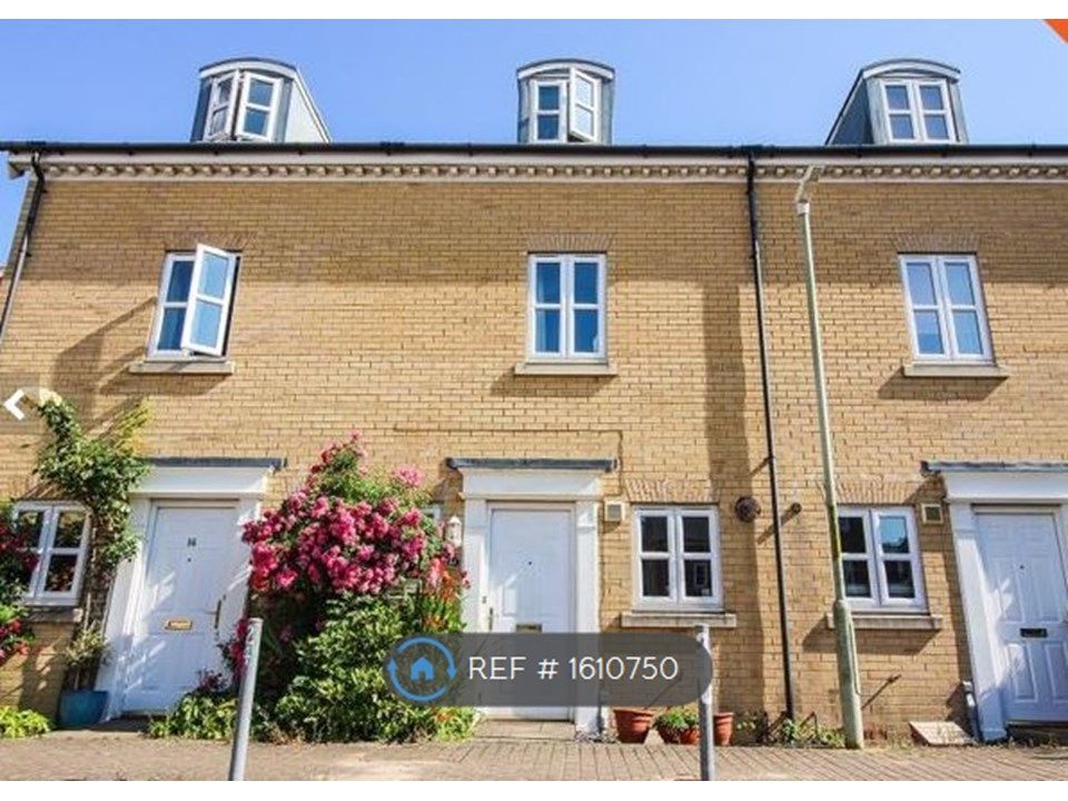 3 bed terraced house to rent in Gilbert Way, Canterbury CT1 Zoopla
