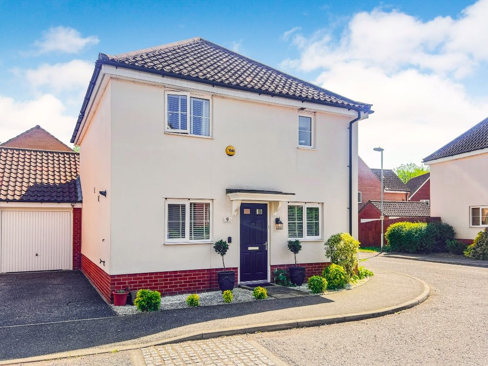 New home, 3 bed detached house for sale in Blyth's Wood Avenue, Norwich