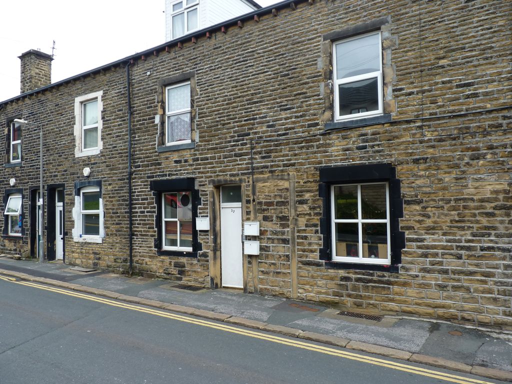 1 bed flat to rent in Scott Street, Keighley BD21, £400 pcm Zoopla