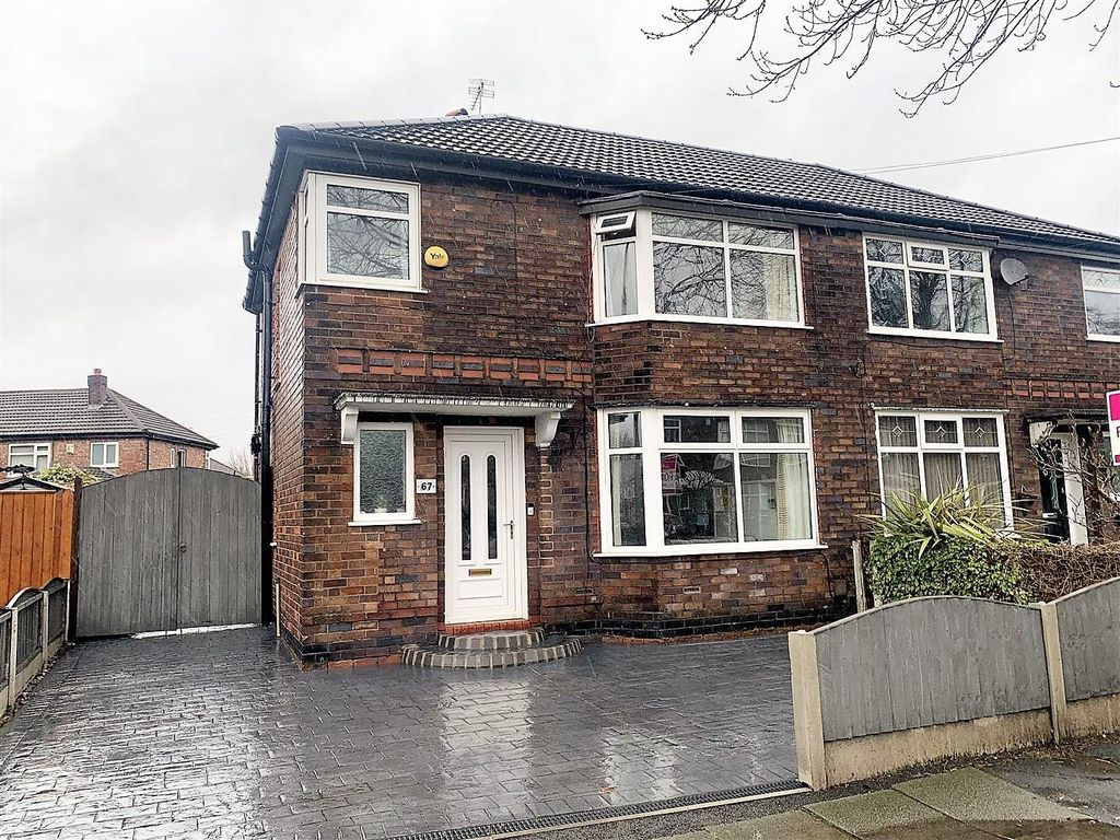 3 bed semidetached house for sale in Humphrey Lane, Urmston, Manchester M41 Zoopla