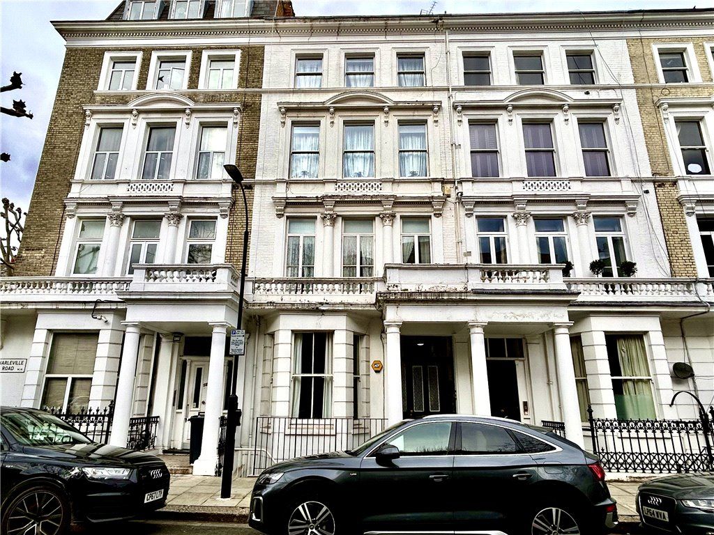 2 bed flat for sale in Charleville Road, London W14, £430,000 Zoopla