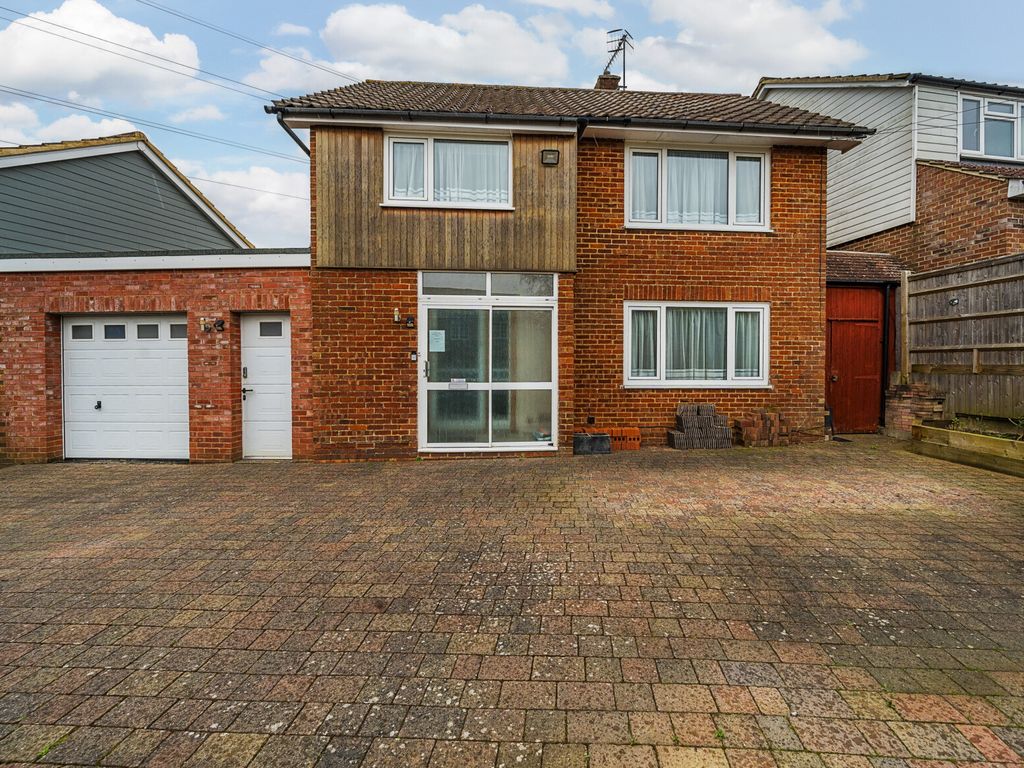 3 bed detached house for sale in Sandhurst Park, Tunbridge Wells, Kent TN2, £625,000 Zoopla