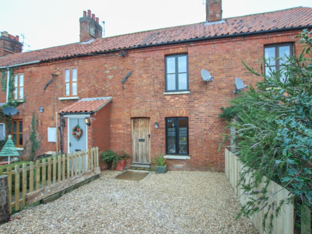 2 bed cottage for sale in Station Road, Dersingham, King's Lynn PE31, £