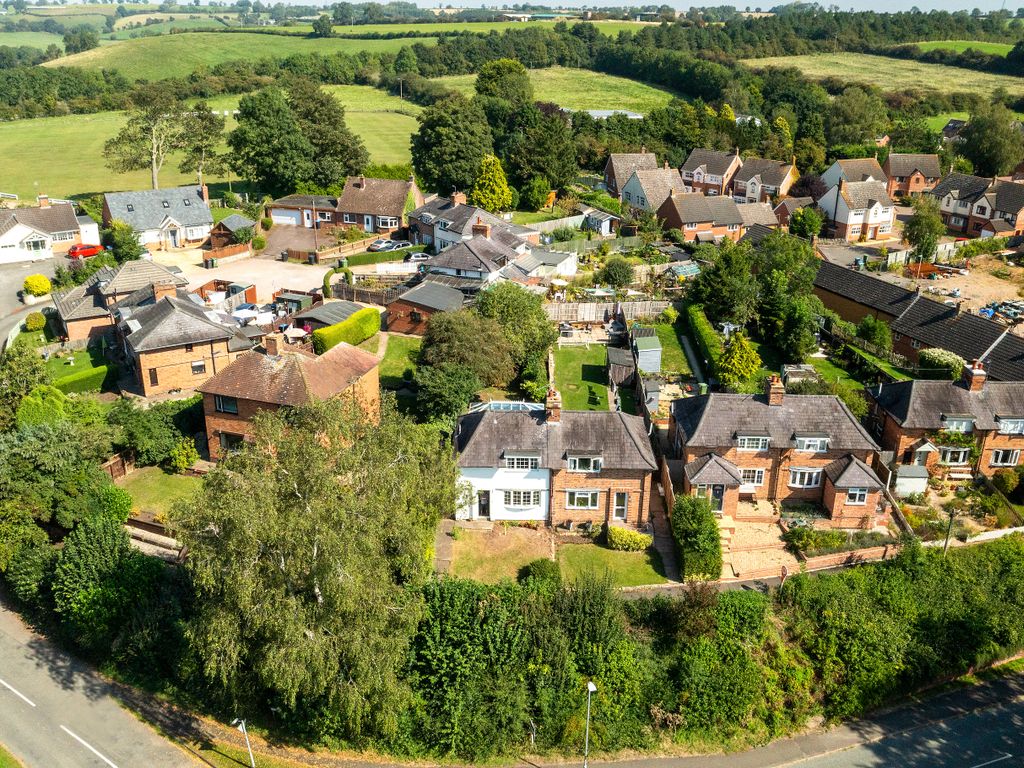 3 bed semidetached house for sale in Leicester Road, Billesdon LE7, £