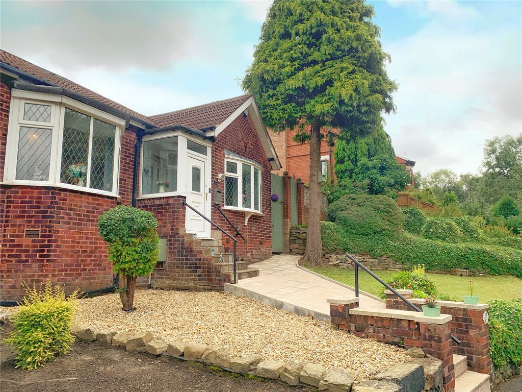 3 bed semidetached bungalow for sale in Charlestown Road, Blackley