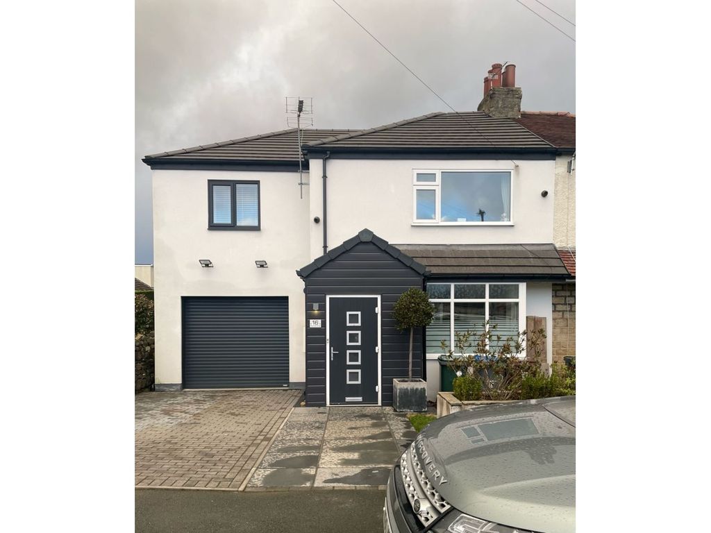 4 bed semidetached house for sale in Cavendish Drive, Eldwick, Bingley