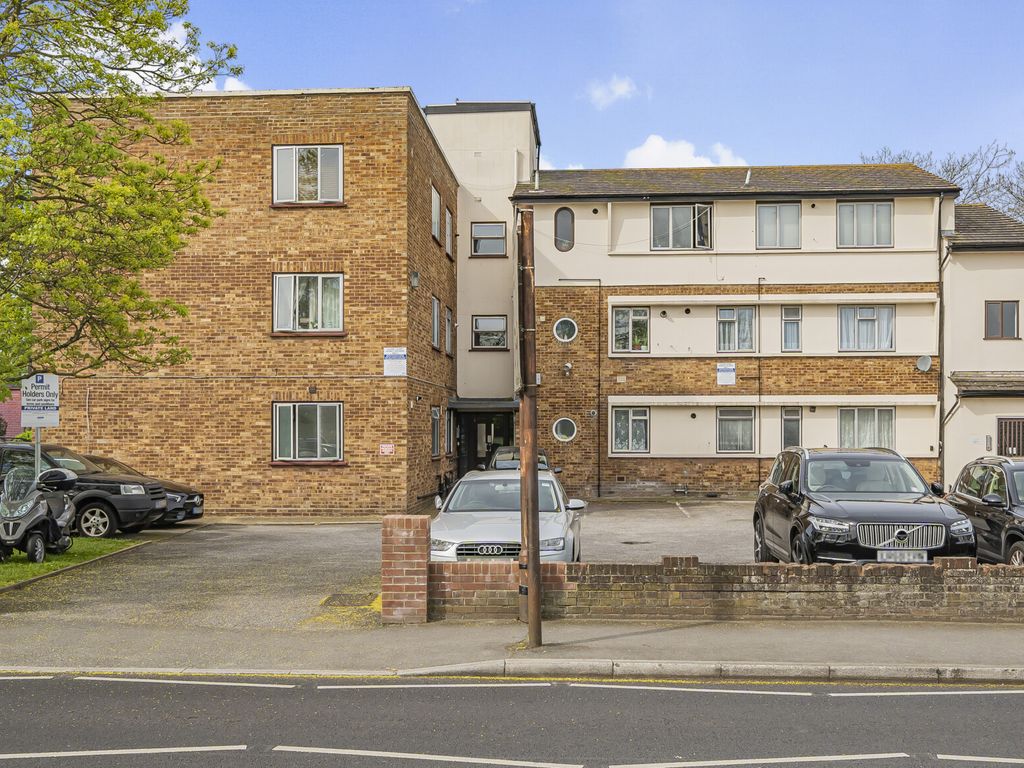1 bed flat for sale in Commonside West, Mitcham CR4, £225,000 Zoopla