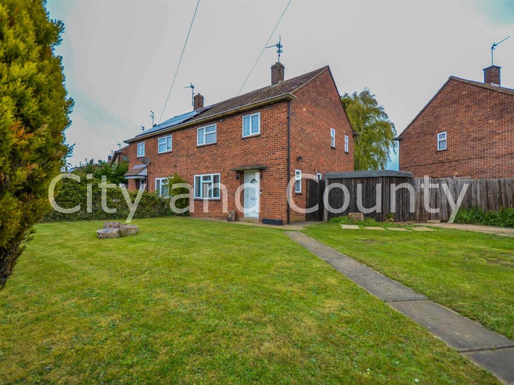 3 bed semidetached house for sale in Lilac Road, Dogsthorpe