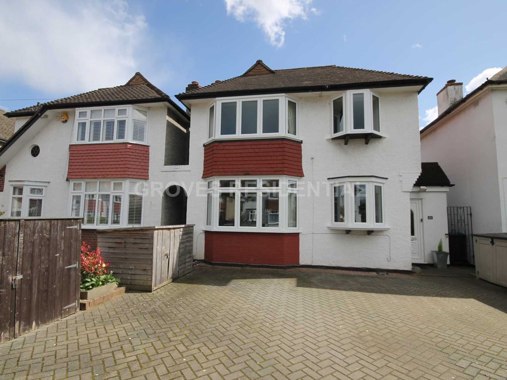 4 bed linkdetached house for sale in Van Dyck Avenue, New Malden KT3