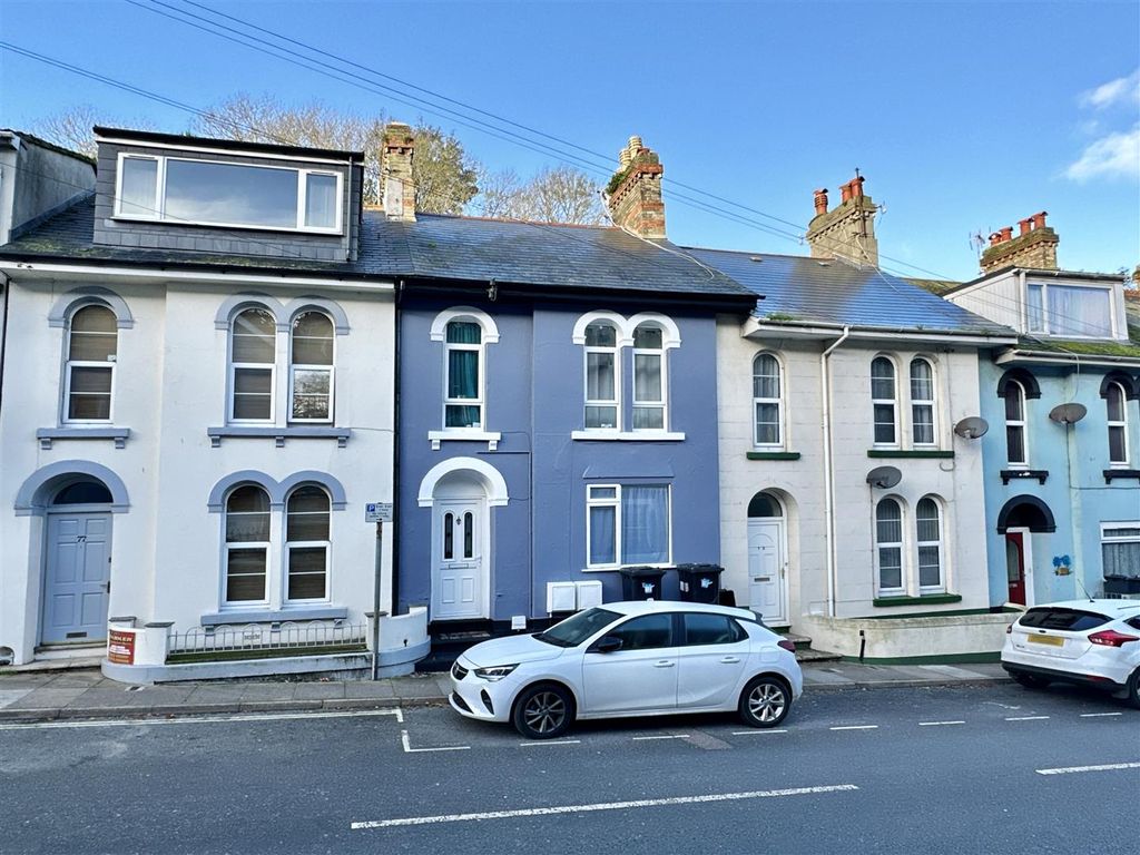 1 bed flat for sale in Bolton Street, Brixham TQ5, £130,000 Zoopla