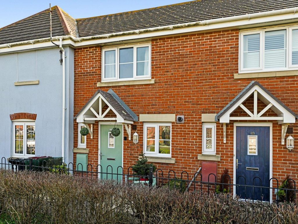 2 bed property for sale in Middleton Close, Bracklesham Bay, Chichester