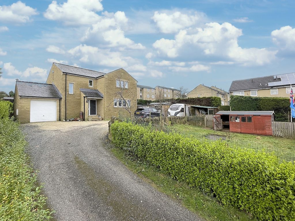 3 bed detached house for sale in Delph House, Chapel Lane, Southowram