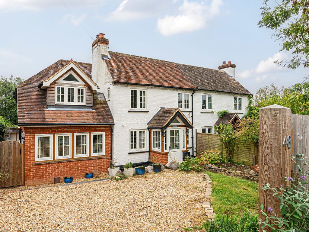 3 bed detached house for sale in Farnborough Road, Farnham, Surrey GU9