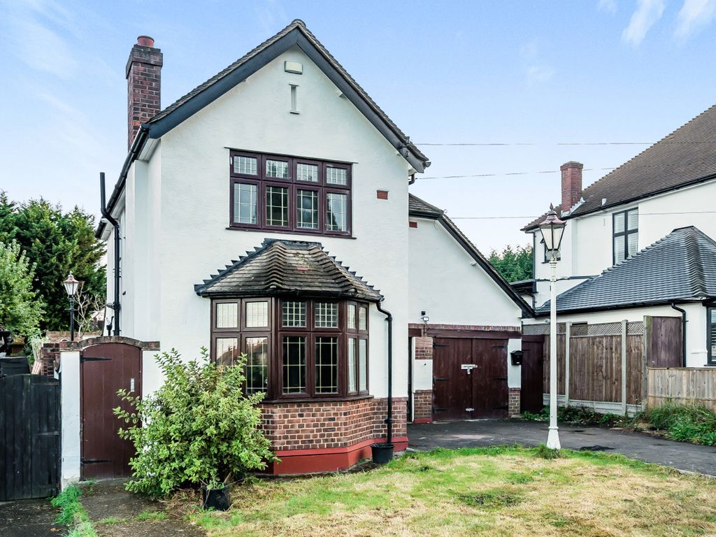 5 bed detached house to rent in Sherborne Road, Petts Wood, Orpington