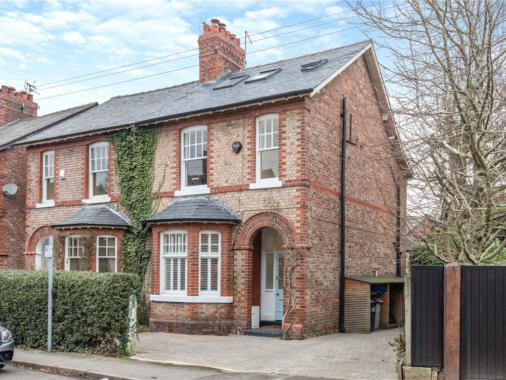 4 bed semidetached house for sale in Clifton Street, Alderley Edge
