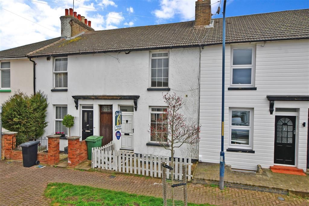 2 bed terraced house for sale in Scott Street, Maidstone, Kent ME14