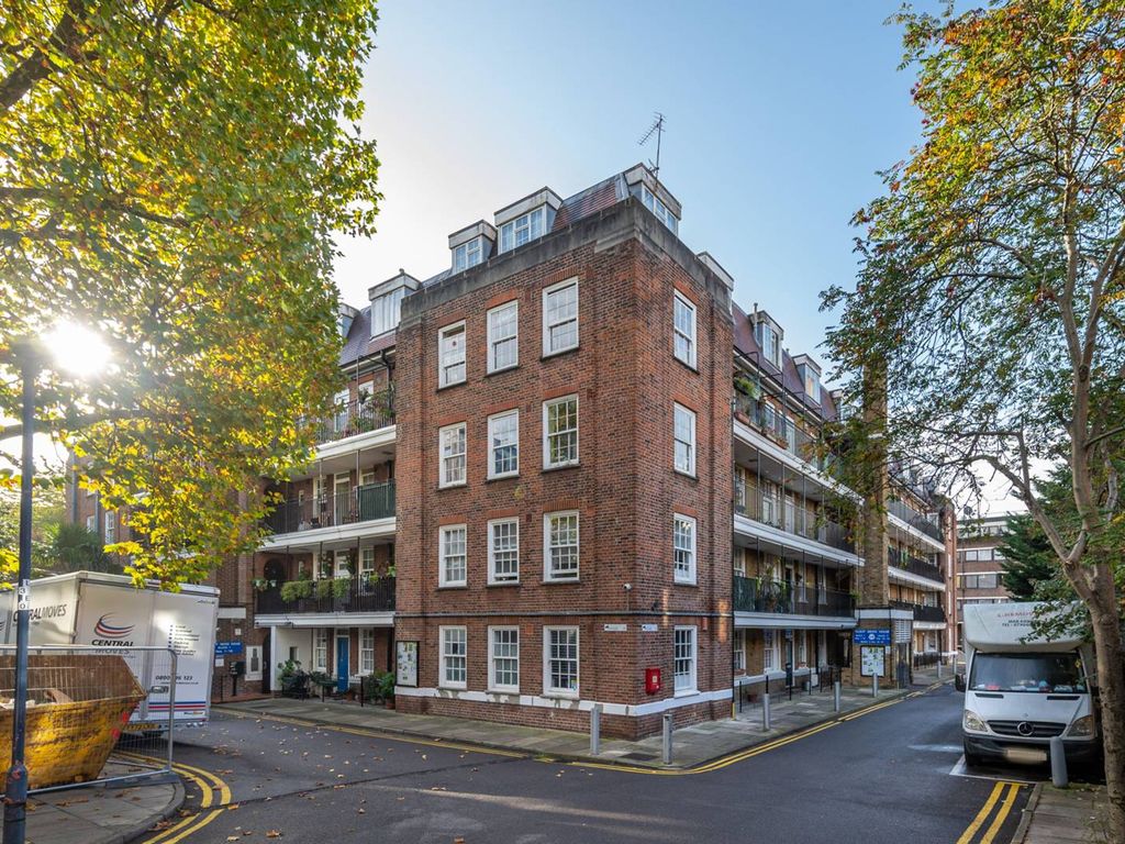 Lancaster West Ladbroke Grove London W11  