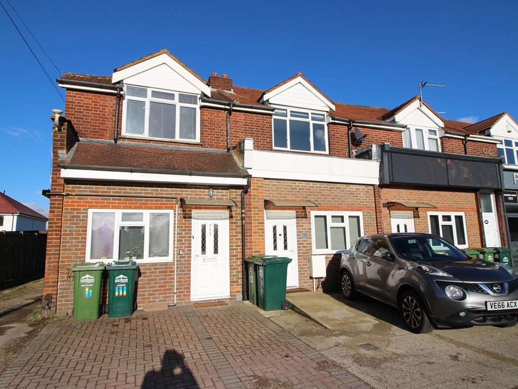 Studio for sale in Feltham Road, Ashford TW15, £149,950 Zoopla